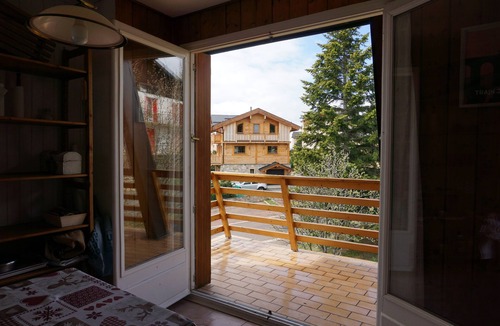 Font-Romeu-Odeillo-Via Apartment | Spacious, sunny duplex with mountain views, ideal for families or friends