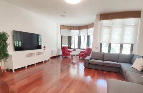 Jaca Villa | Spacious Villa in Jaca with Private Pool and Garden
