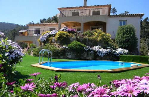 Saint-Raphael Villa | SPECIAL OFFER: Villa with Heated Pool and SPECTACULAR Views of the Bay of Cannes and Fireworks