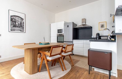 Champs-Elysees Apartment | Splendid 2 bedroom apartment next to the Trocadero!