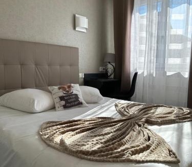Aurillac Hotel | Square Hôtel