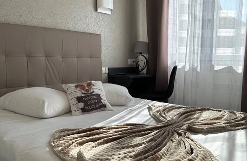 Aurillac Hotel | Square Hotel