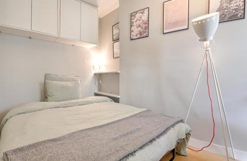 Quartier de la Monnaie Apartment | St André 4G - Best Location