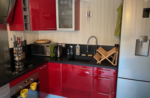 Saint-Jorioz Apartment | ST-JORIOZ centre, appartement avec terrasse , 4PERS