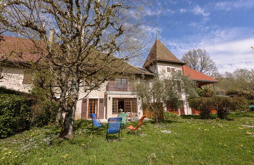 Saint-Jorioz Apartment | ST JORIOZ - Ecrin Bleu, rez de jardin 2 pas du lac