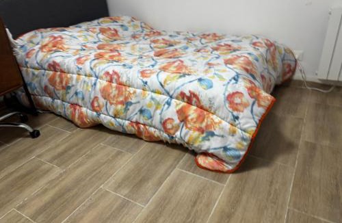 Bondy Apartment | Studio 15 min de Paris, 5 minutes à pieds RER dans zone pavilonnaire