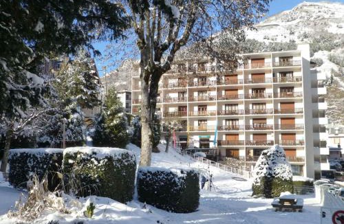 Brides-les-Bains Apartment | Studio 2 Pers., Centre Village, Wifi, Animaux Ok - FR-1-512-193