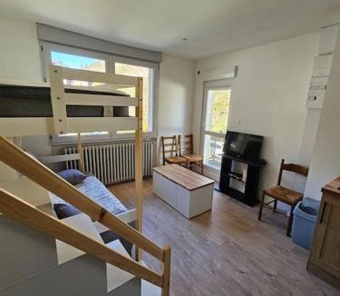 Bagneres-de-Luchon Apartment | Studio 3 personnes avec terrasse