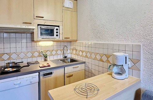 Le Lavachet Apartment | Studio 4 pax with parking in Lavachet