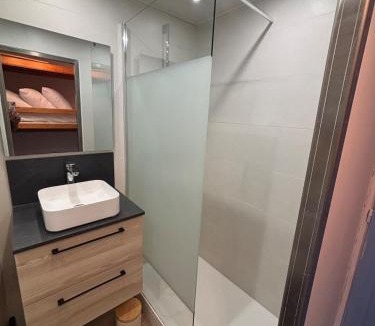 Gruissan Apartment | Studio 4 personnes avec piscine