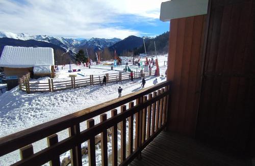 Ax-les-Thermes Apartment | Studio 4 personnes au pied des piste plateau de Bonascre - Ax 3 domaines Eté Hiver