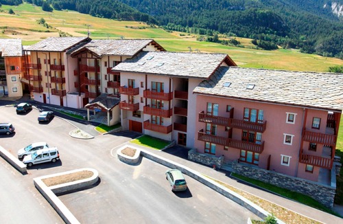 Termignon Apartment | Studio 5 ppl direct access to slopes with wifi and dishwasher Termignon