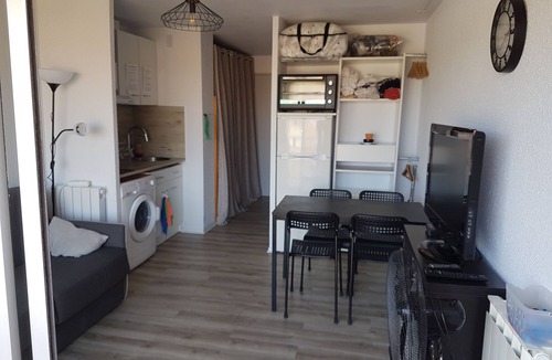 Le Grau-Du-Roi Apartment | Studio .800 m from the beach