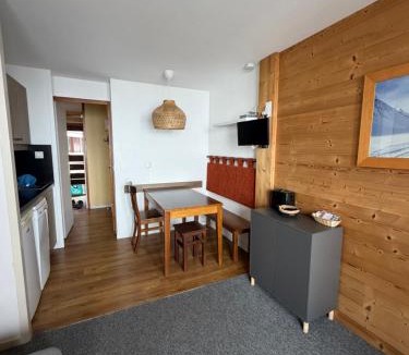 Jeux Apartment | Studio 942-Particulier-Résidence L'Ours Blanc-Alpe d'Huez-Centre Station