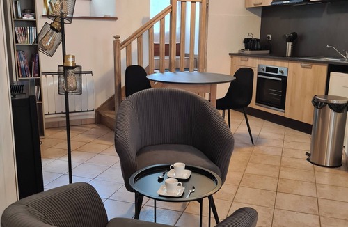 Saint-Chely-d'Apcher Apartment | Studio AL'escapade