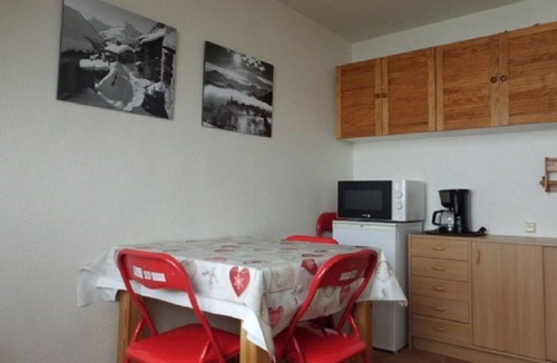 Le Corbier Apartment | Studio at the foot of the slopes, for 2 people.