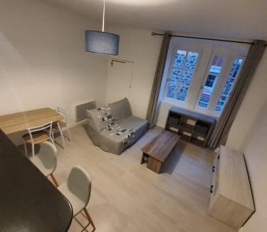 Le Puy-en-Velay Apartment | Studio au centre du puy en Velay