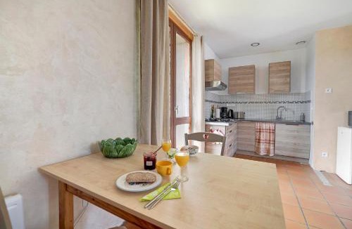 Puycelci Apartment | Studio au Pied de Puycelsi