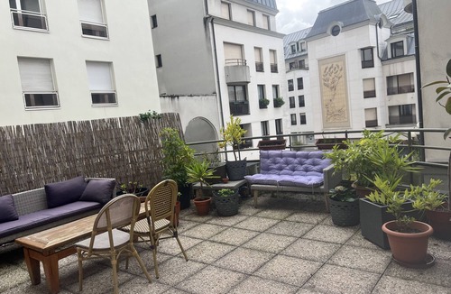 Quartier de la Folie-Mericourt Apartment | Studio Avec une Grande Terrasse 35m2 au Coeur du 11eme Arrondissement de Paris