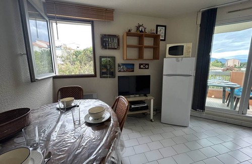 Saint-Cyprien Plage Apartment | Studio cabin 4 pers, pool, parking, near beach, St Cyprien