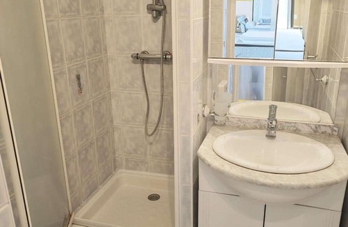 Le Barcares Apartment | Studio cabine, animaux acceptés - Vue montagne - FR-1-195-125