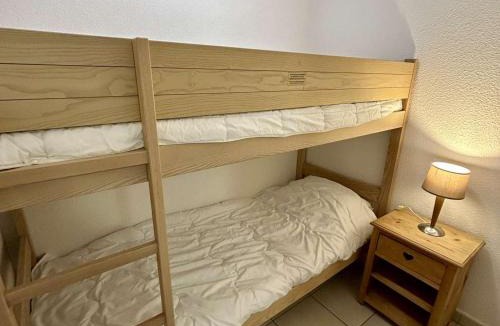 Arreau Apartment | Studio cabine avec wifi et parking - 4 pers. - FR-1-883-17