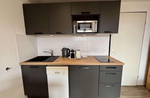 Bergers Apartment | Studio cabine confortable, 30m², 5 pers, piscine, balcon, proche pistes, commerces - Alpe d'Huez - FR-1-405-361