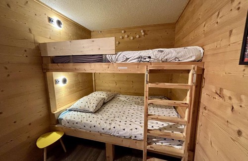 Bergers Apartment | Studio cabine confortable, 30m², 5 pers, piscine, balcon, proche pistes, commerces - Alpe d'Huez - FR-1-405-361