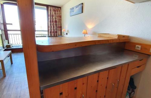 Arc-2000 Apartment | Studio cabine rénové 30m², Les Arcs 2000, capacité 4 personnes, balcon - FR-1-346-574