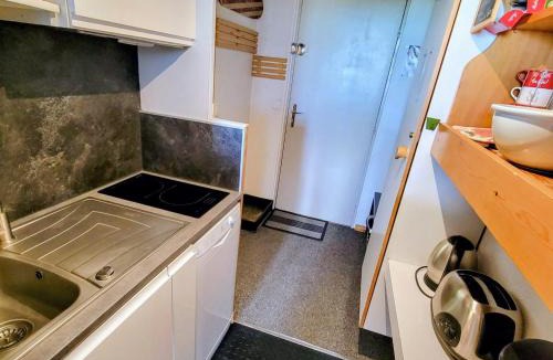 Arc-1800 Apartment | Studio cabine 4 pers au centre station avec WIFI - FR-1-346-583