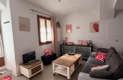 Tende Apartment | Studio centre du village