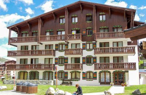 Val Claret Apartment | Studio Chalet Club - Val Claret-7 by Interhome