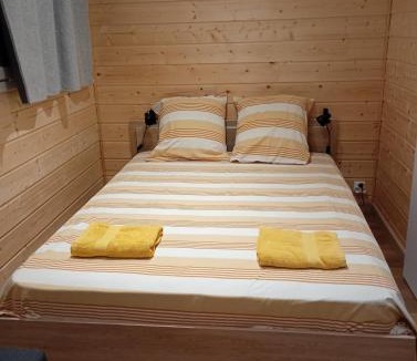Egletons Ski Chalet | Studio chalet indépendant