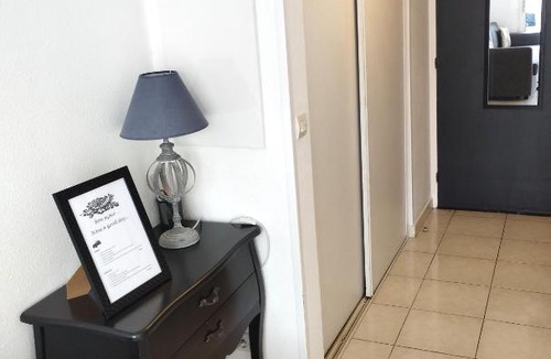La Madeleine Apartment | Studio Climatisé, lumineux à 5 min de la promenade des anglais