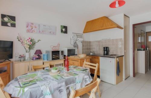 Esquieze-Sere Apartment | Studio cosy avec jardin et parking près des stations de ski, quartier calme Exposition Sud-Ouest - FR-1-402-81