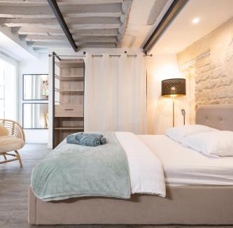 Arts-et-Metiers Apartment | Studio Cosy Paris Centre République Marais