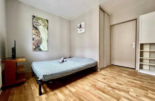 Choisy-le-Roi Apartment | Studio cosy proche Paris à 10 min d'Orly et 6 min