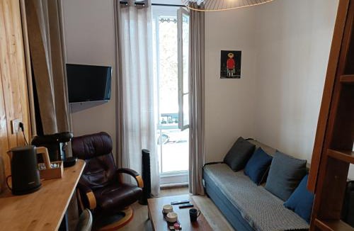 Secteur 1 Apartment | Studio cosy rénové -Hyper centre Grenoble, 1 min Gare-Tram