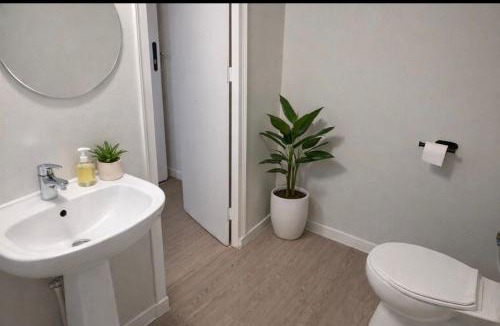 Villeneuve-Saint-Georges Apartment | Studio de la gare