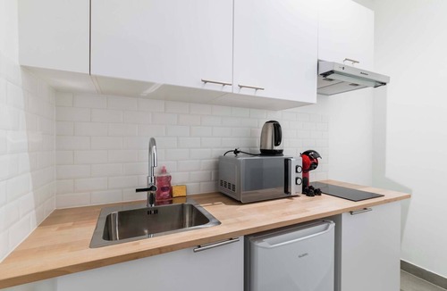 Montmartre Apartment | Studio elegant sacre coeur metro anvers - Paris 18 -2P