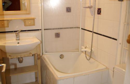Prapoutel Apartment | Studio fonctionnel au pied des pistes avec balcon - FR-1-557-94