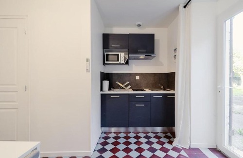 Bourg-en-Bresse Apartment | Studio for 2 people - Air-conditioned - Train station and city center