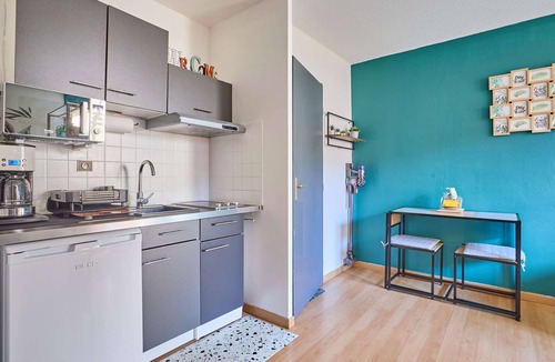 Barbotan-les-Thermes Apartment | Studio in Barbotan-les-Thermes, Wi-Fi, Pets Allowed