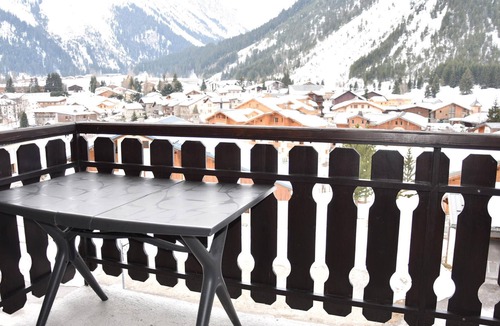 Pralognan-la-Vanoise Apartment | Studio in Pralognan with sunny balcony for 4 people