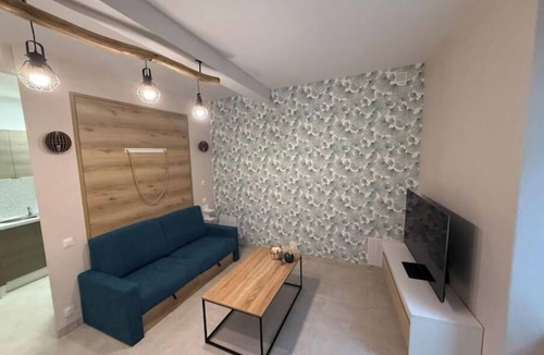 Bagneres-de-Bigorre Apartment | Studio in the heart of Bagneres