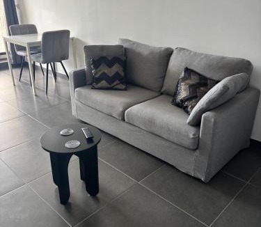 Saint-Savournin Apartment | studio indépendant terrasse et piscine avec accés limité mais privatisée