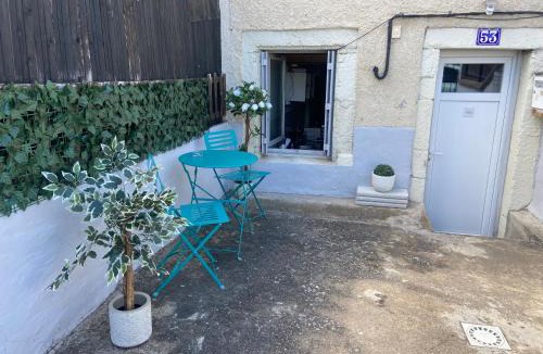 Espaly-Saint-Marcel Apartment | Studio Joseph 5 minutes Le Puy en Velay