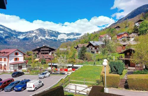 Saint-Gervais-les-Bains Apartment | Studio La pointe des Aravis 3 by Interhome