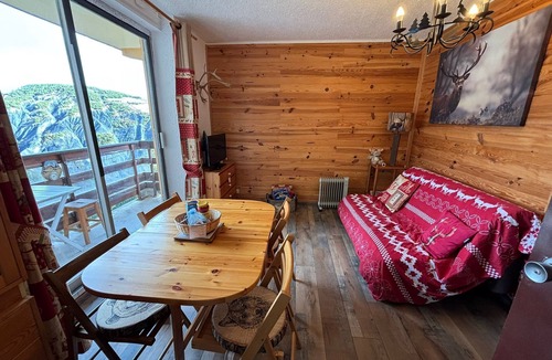 Le Sauze Apartment | Studio "le Châlet" Sauze Resort Center