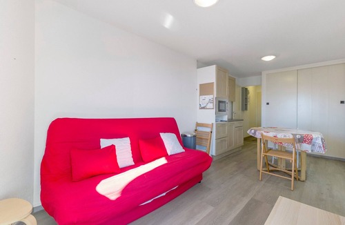 Prapoutel Apartment | Studio "Location Prapoutel" with Mountain View and Balcony